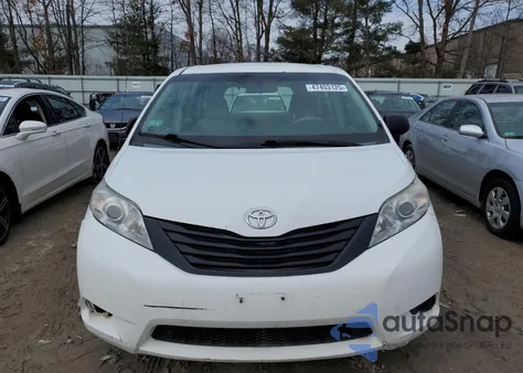 2013 Toyota Sienna from USA, damaged, VIN 5TDZK3DC6DS315122